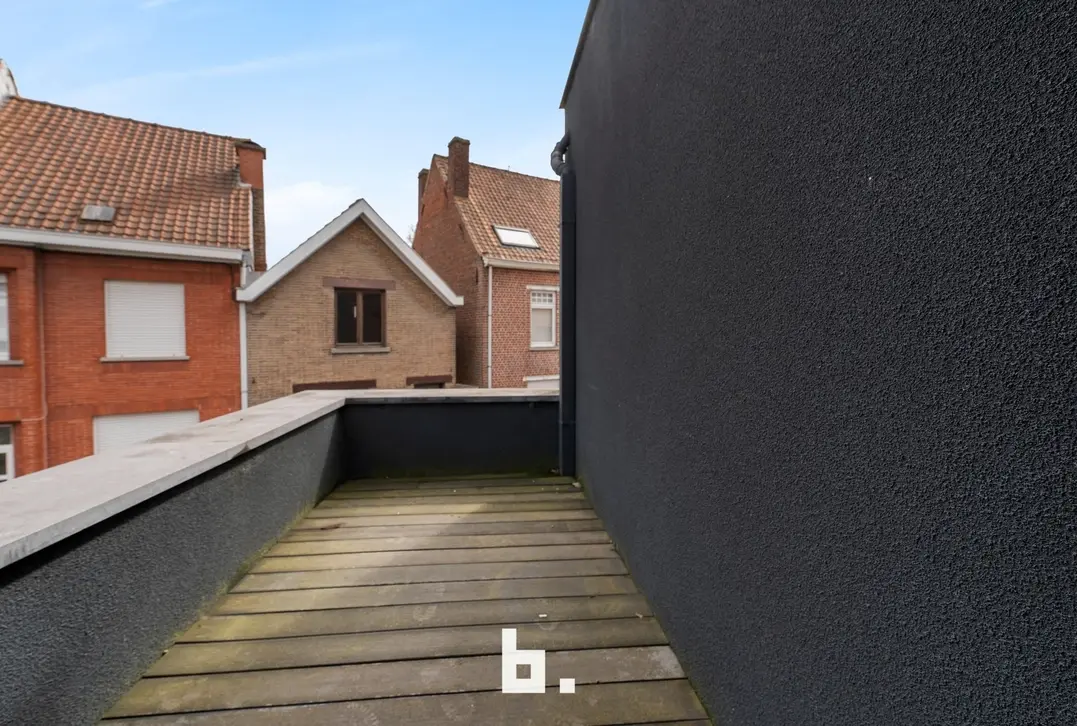Gerenoveerde gezinswoning / kangoeroewoning met 5 kamers in Kuurne - Kuurne