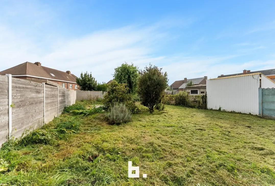 Gerenoveerde woning met grote tuin te Lauwe! - Lauwe - €299.000