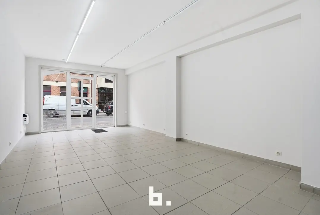 Handelspand te koop op topligging in Roeselare - Roeselare