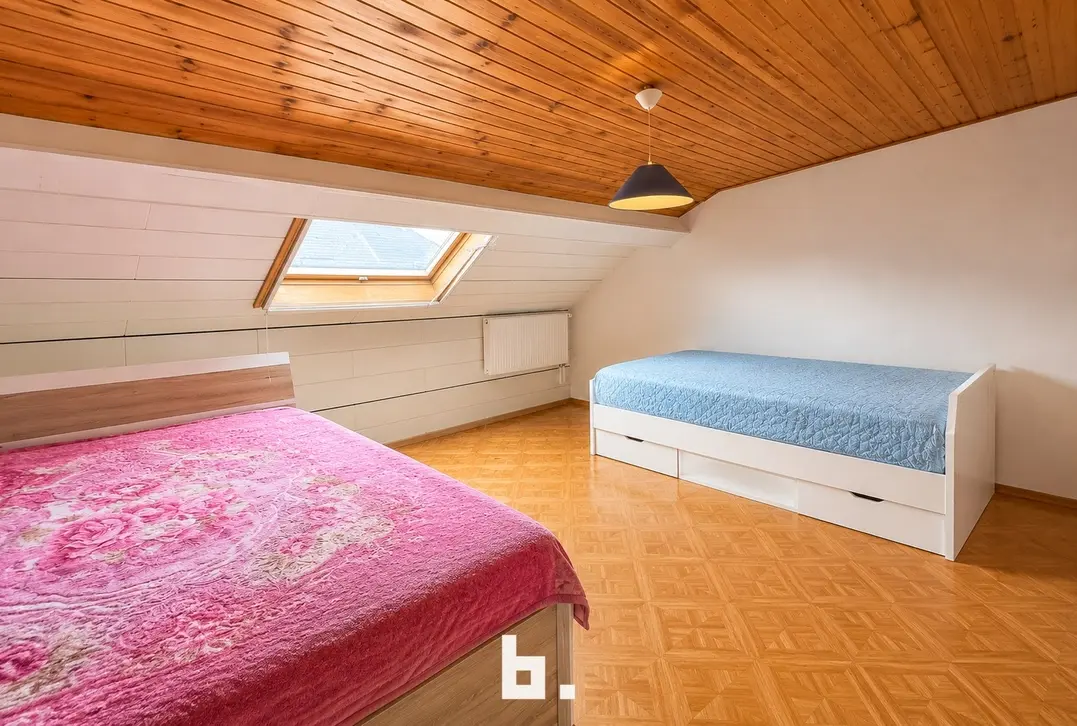 Woning 4 slaapkamers met zonnige ruilme tuin - Oostende