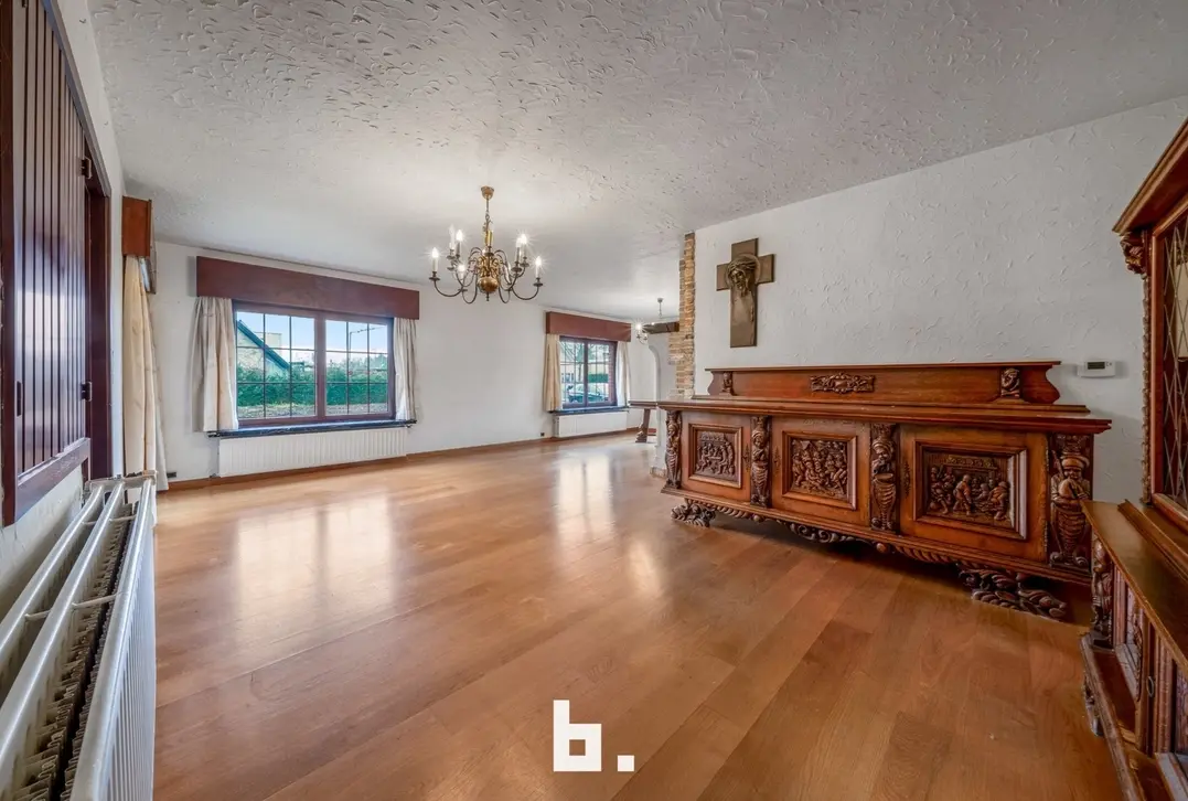 Rustige gelegen te renoveren open bebouwing op topligging - Sint-Andries