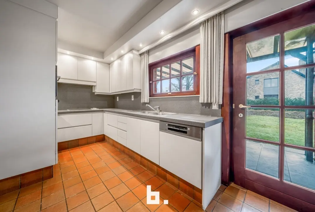 Rustige gelegen te renoveren open bebouwing op topligging - Sint-Andries