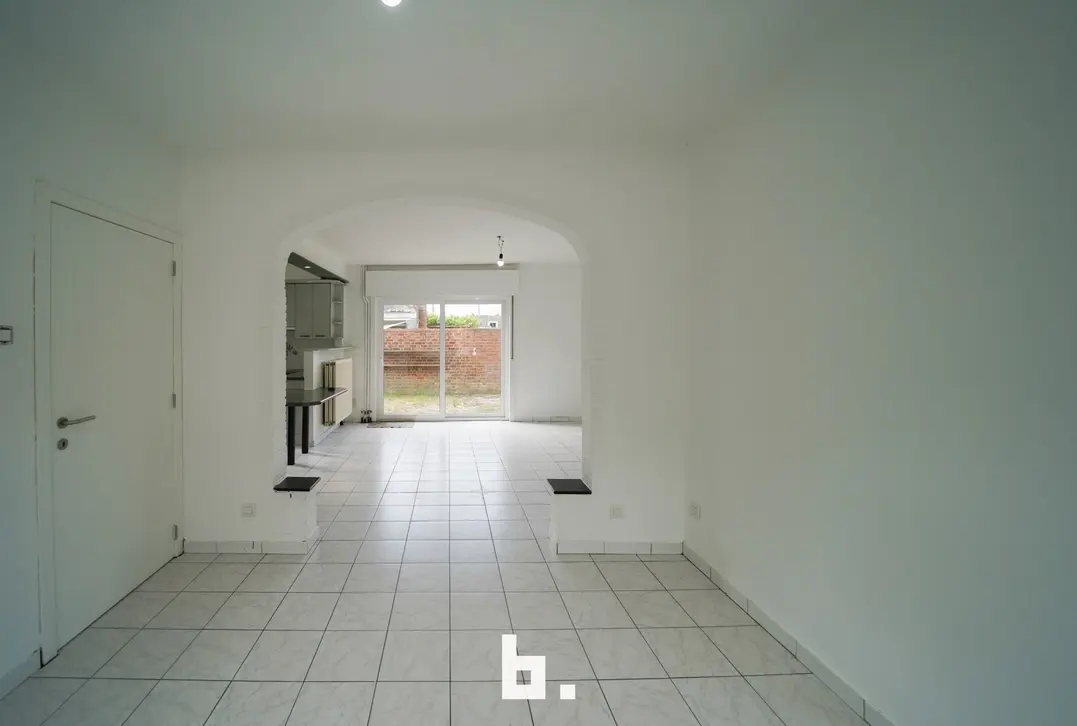 Lichtrijke, instapklare woning met garage op toplocatie - Sint-Michiels
