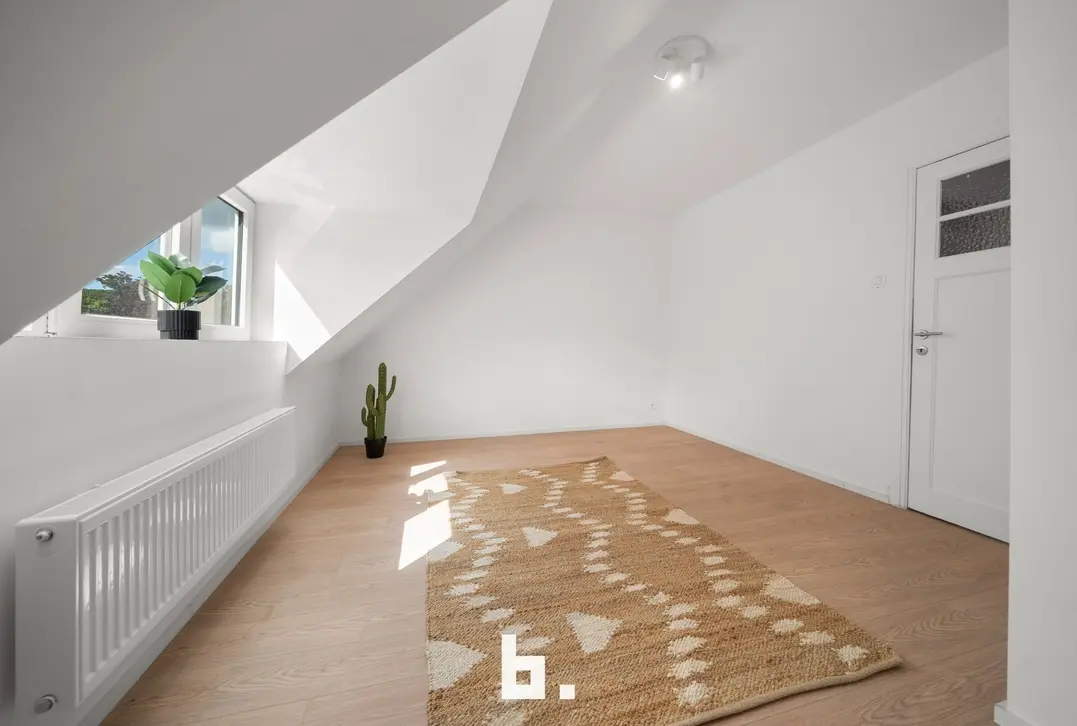 Instapklare woning met charmante tuin i - Brugge