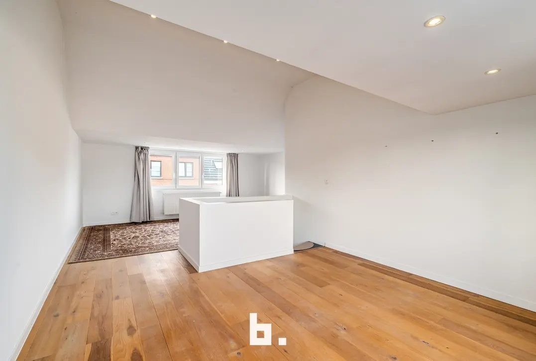 Instapklare starterswoning nabij het centrum van Heule - Kortrijksestraat 353, 8501 Kortrijk - €245.000