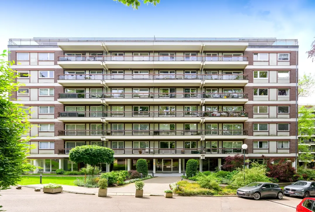 Studio met uitzonderlijk terras en parkzicht - Uccle