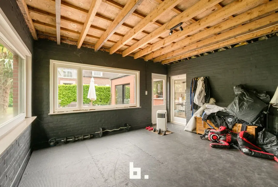 Ruime villa op toplocatie in doodlopende straat te Marke - Marke