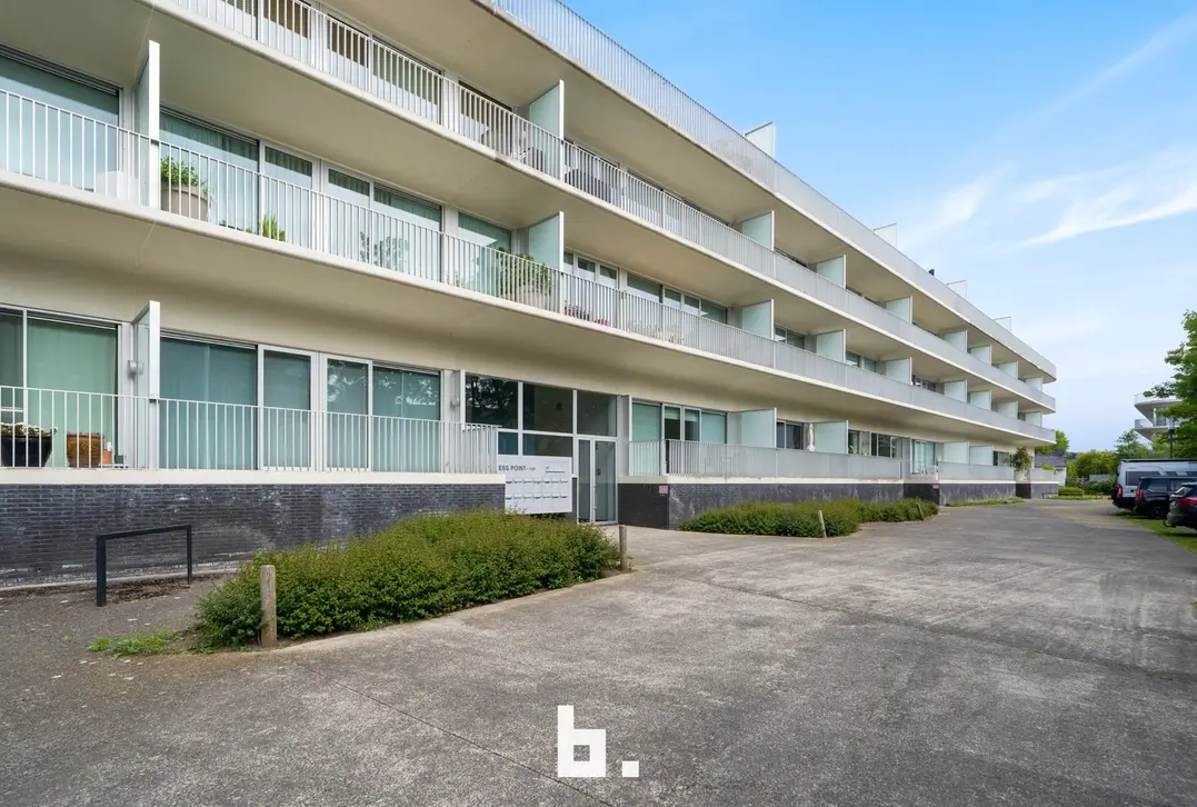 Exclusief appartement met frontaal golfzicht in Oostende - Oostende