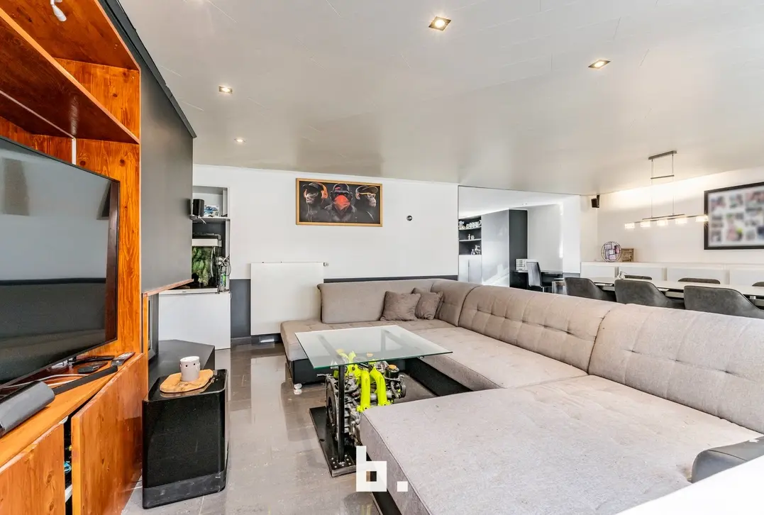 Zeer ruime instapklare woning te Marke! - Marke - €299.000