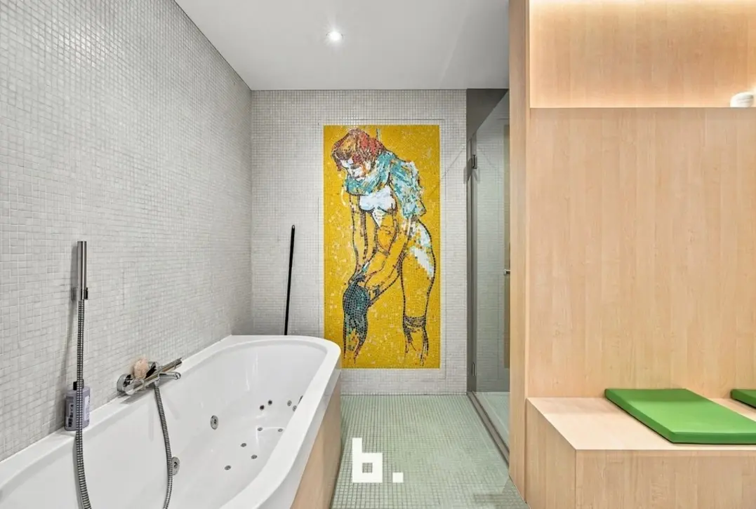 Uitzonderlijk ruime woning met praktijkmogelijkheden op centrale ligging in Wingene - Wingene