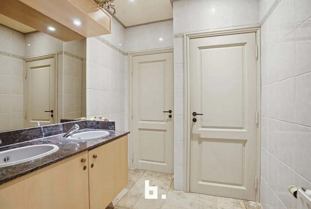 Handelspand met woonst op toplocatie - Moorslede