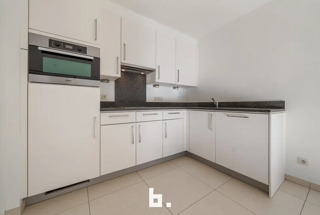 Instapklaar en zonnig appartement op toplocatie nabij zee - Oostende