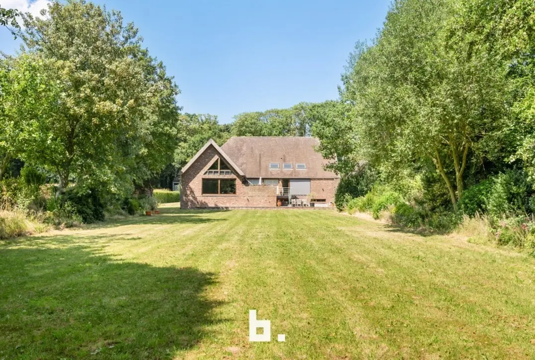 Exclusief wonen in een oase van groen, RIANTE villa met binnenzwembad op 4.192m²!  - Tielt