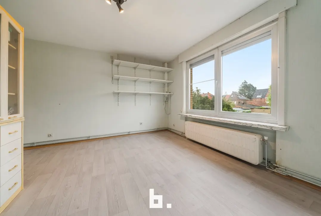 Halfopen bebouwing met 3 slaapkamers en garage op zeer gegeerde ligging! - Sint-Andries