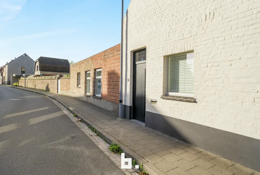 Charmante hoekwoning met 2 slaapkamers en tuin. - Sint-Andries