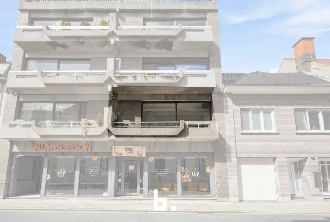 Instapklaar 2-slaapkamerappartement op topligging in Izegem - Izegem