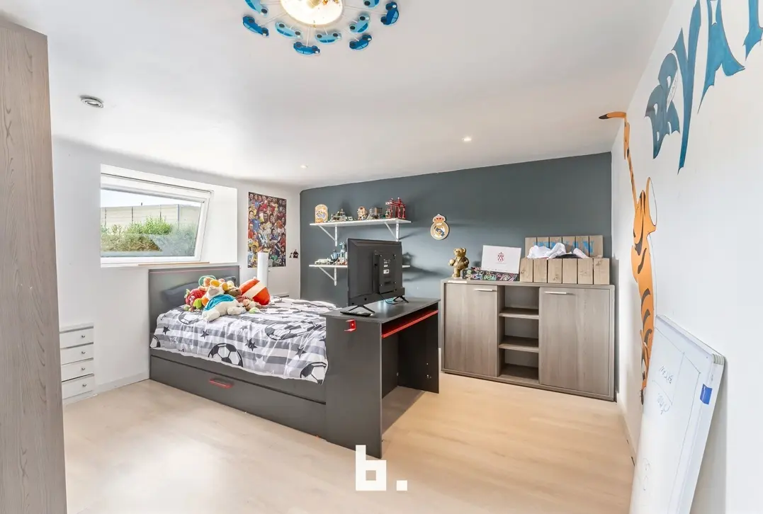 Zeer ruime instapklare woning te Marke! - Marke - €299.000
