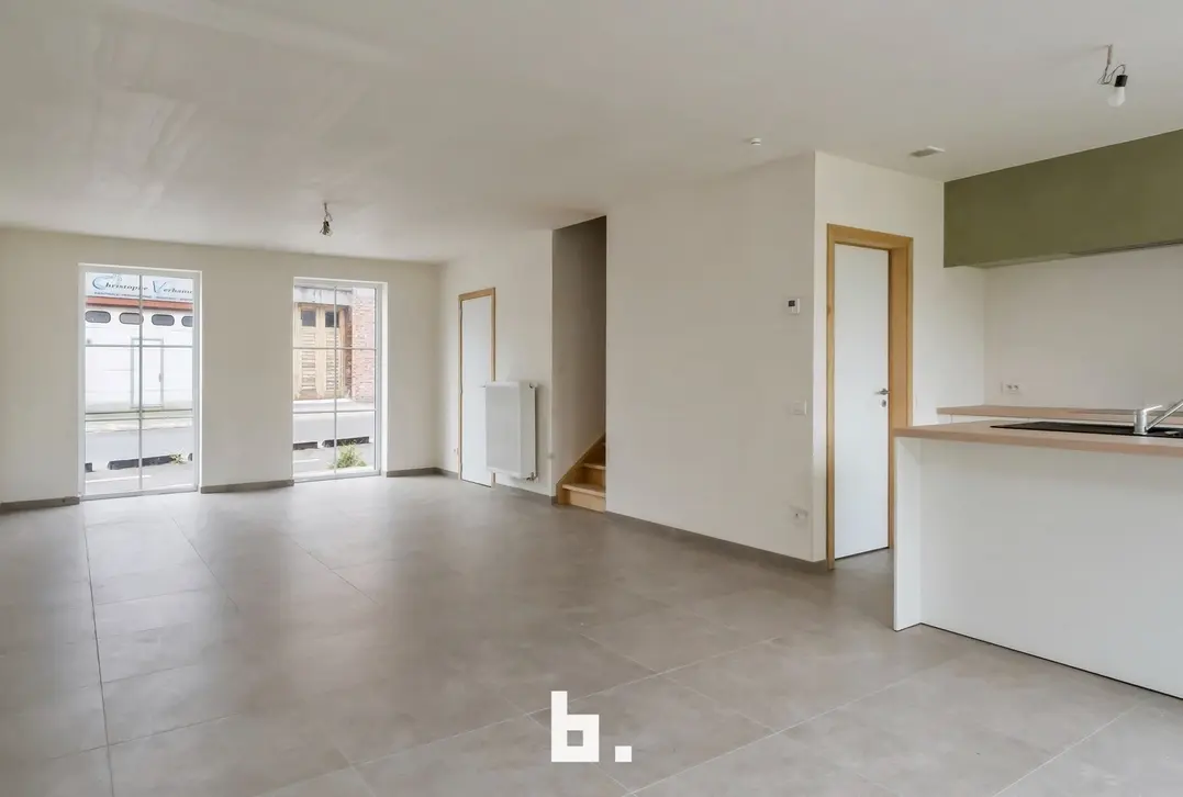 Ruime nieuwbouwwoning met zonnige tuin - Kortrijk