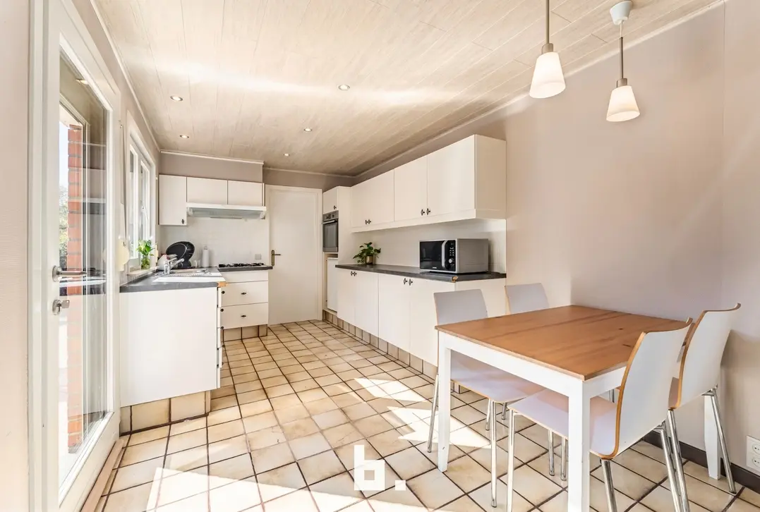 Starterswoning met mooie tuin in Harelbeke - Stasegem - Harelbeke