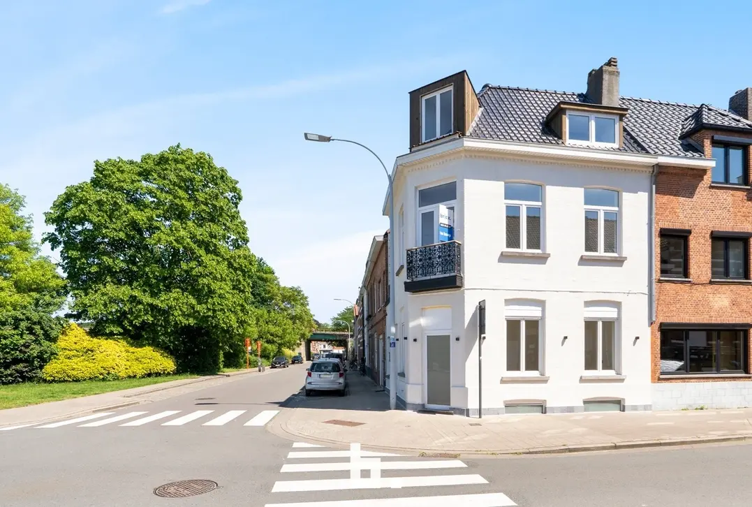 Volledig gerenoveerde woning (gezinswoning/kangoeroe/co-housing) - Sint-Andries