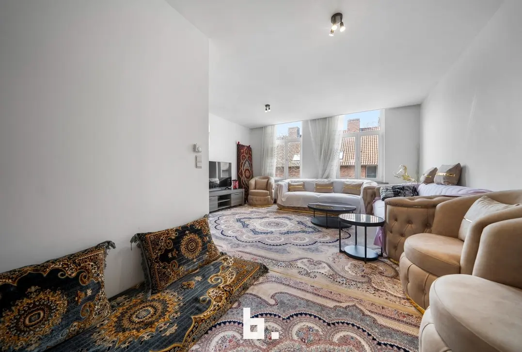 Volledig gerenoveerd 2 slpk duplex appartement op topligging te centrum Brugge  - Brugge