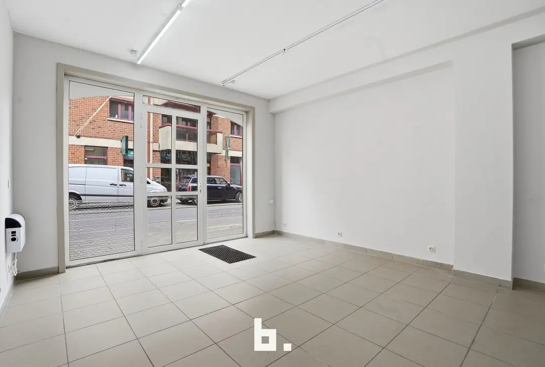 Handelspand te koop op topligging in Roeselare - Roeselare