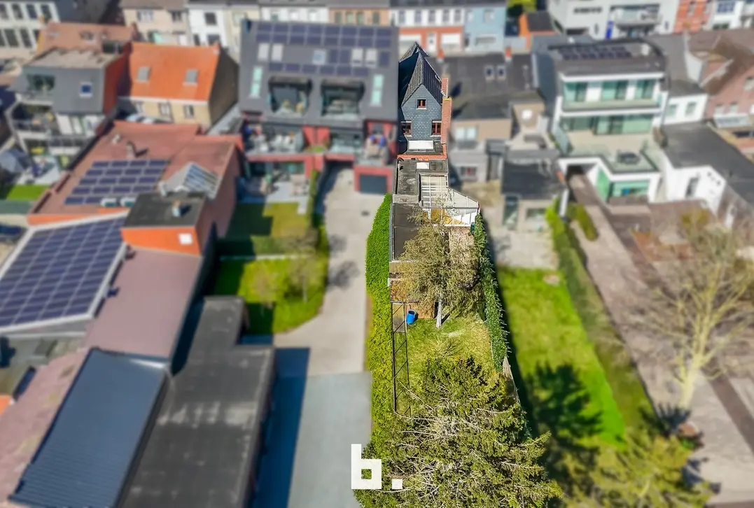  Ruime rijwoning in hartje Sijsele met open zicht - Sijsele