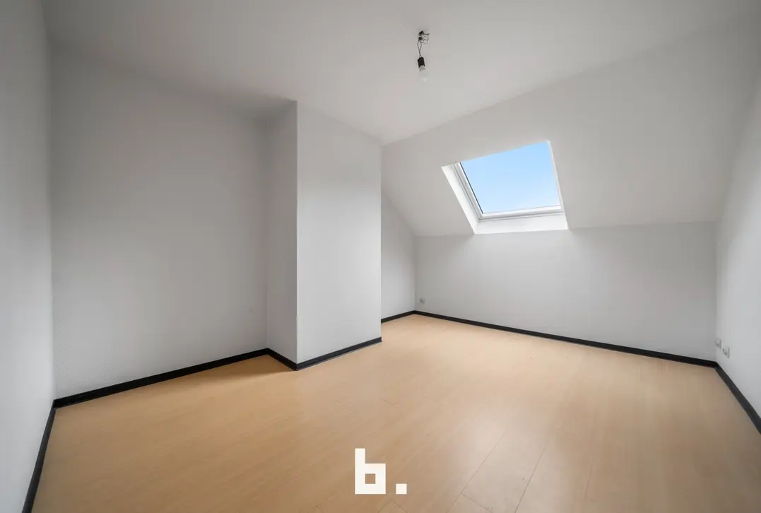 Landelijk gelegen woning op groot perceel met veel privacy - Zedelgem