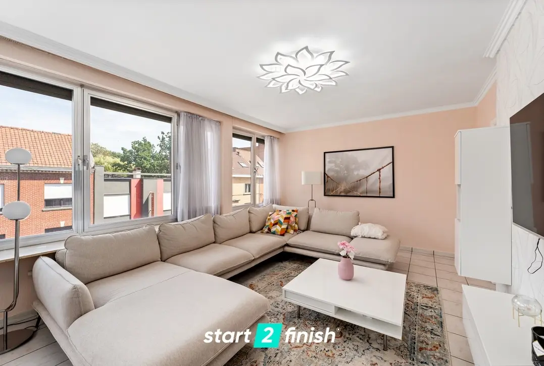 Zeer ruim Appartement in Centrum Kortrijk! - Kortrijk - €255.000