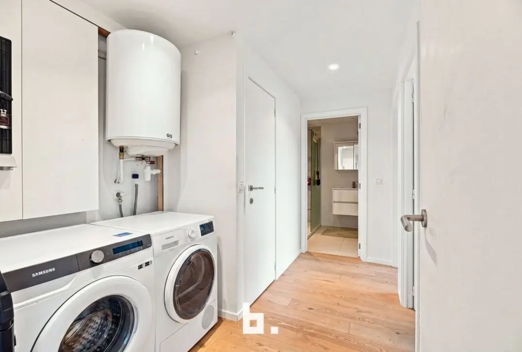 Gezellig gerenoveerd appartement met ruim zonneterras  - Roeselare