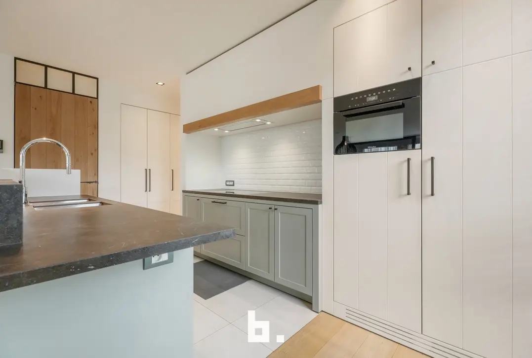 Subliem bemeubeld appartement met zicht op de Leie - Kortrijk
