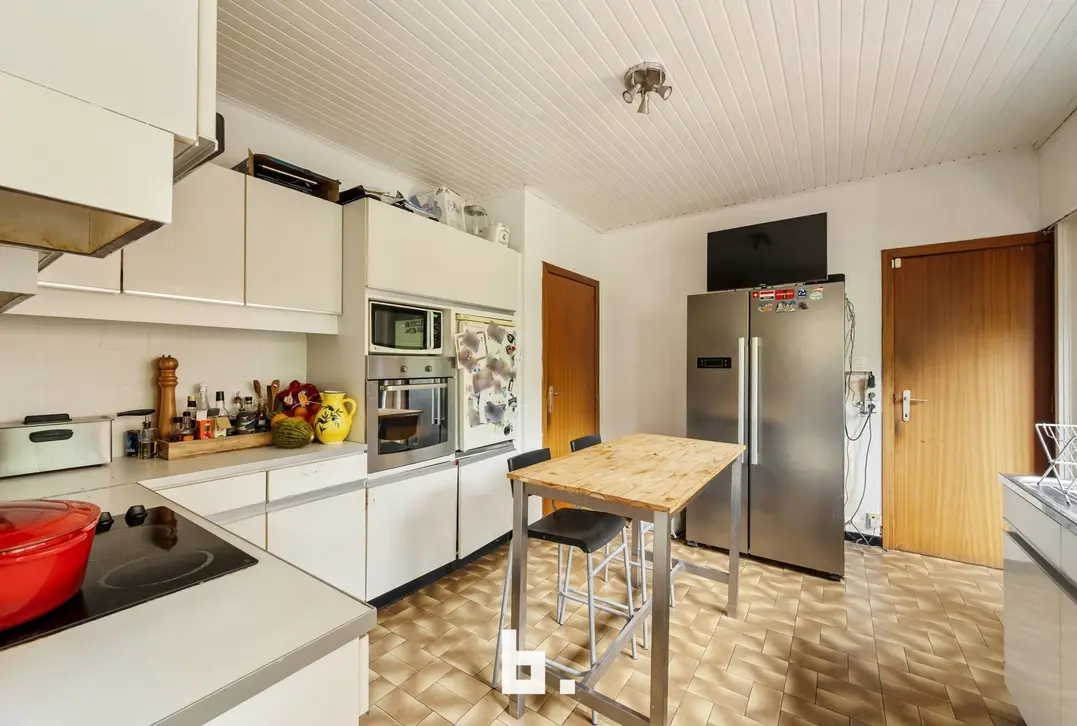 Ruime villa op toplocatie in doodlopende straat te Marke - Marke