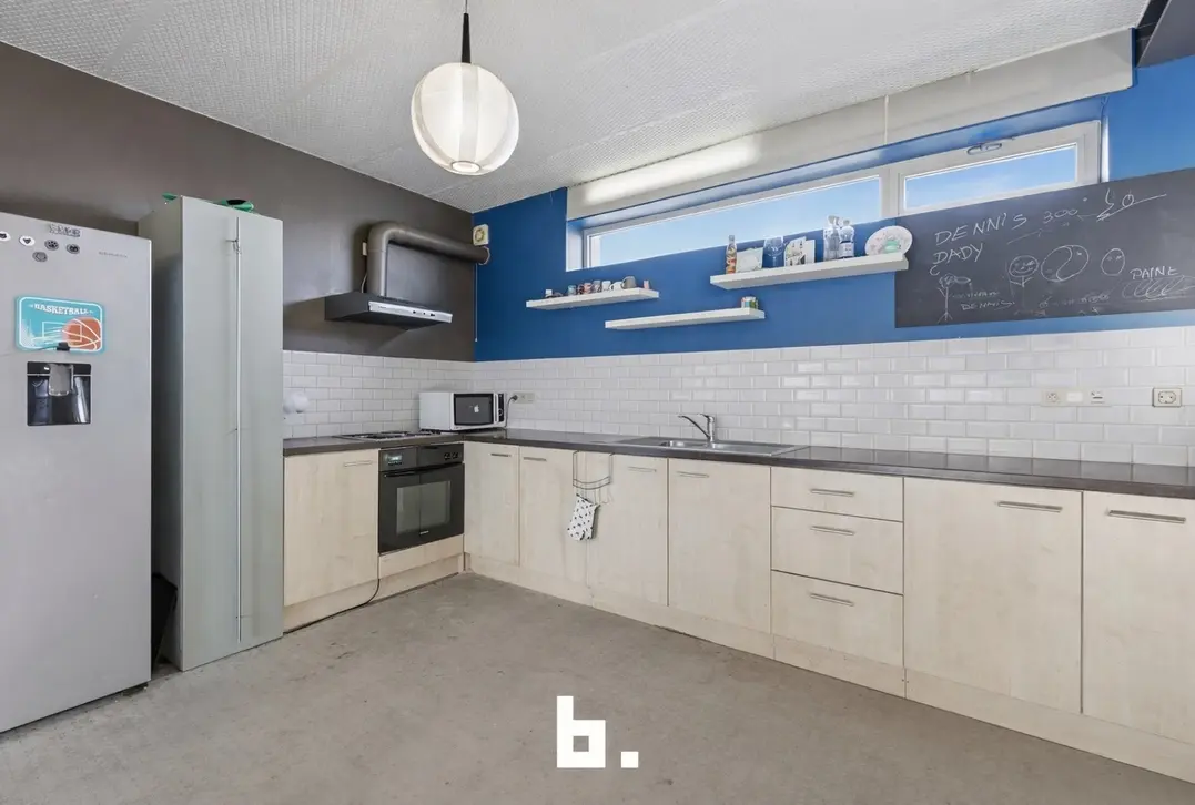 Energiezuinig duplexappartement met 3 slaapkamers en parking!-Waregem-€190.000