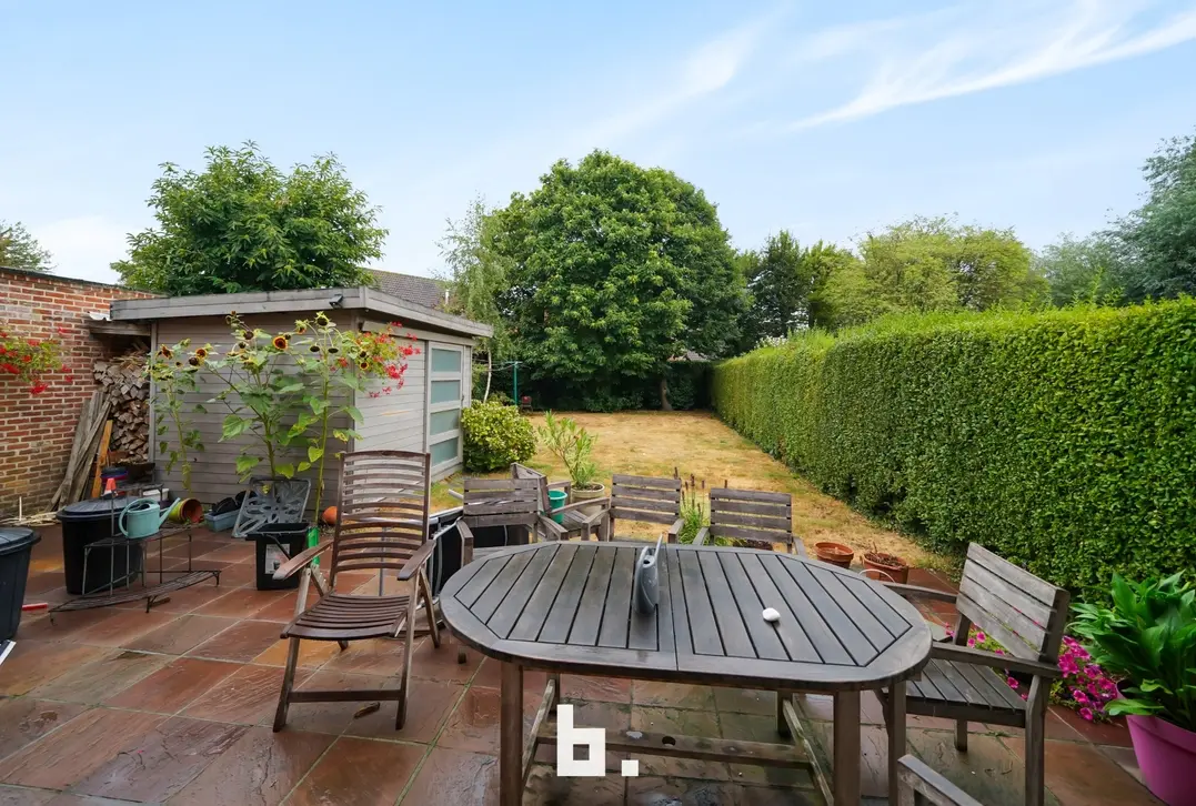 Halfopen woning op een zeer leuke ligging! - Sint-Andries
