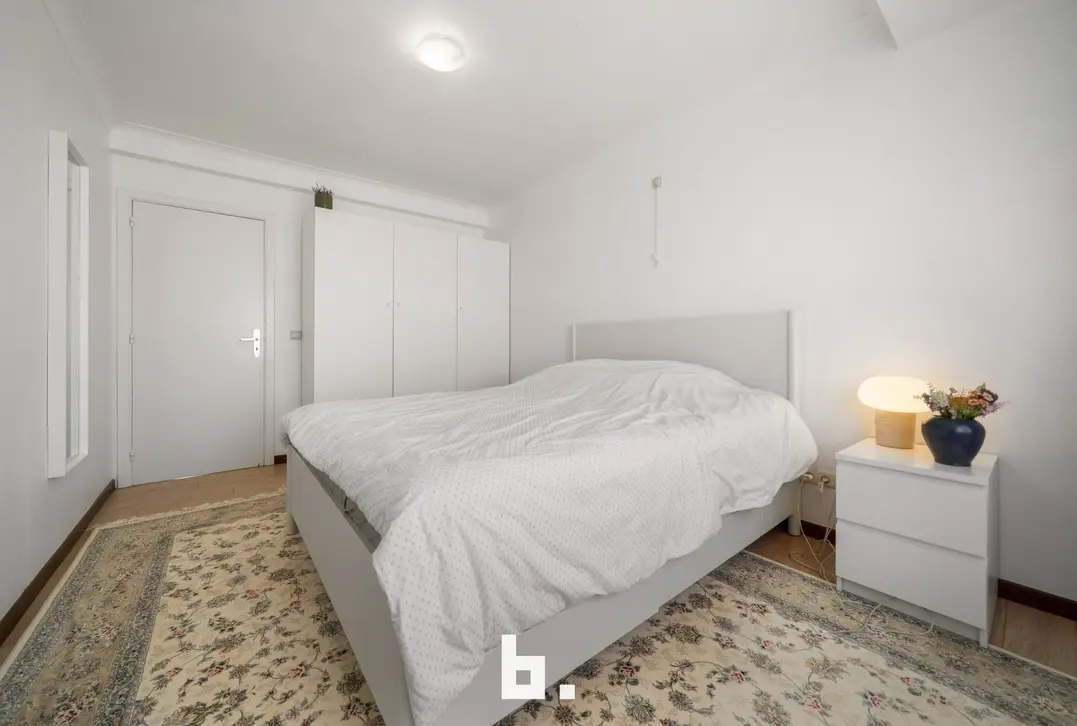 Appartement met 3 slaapkamers, kelderberging en garage inbegrepen - Sint-Andries