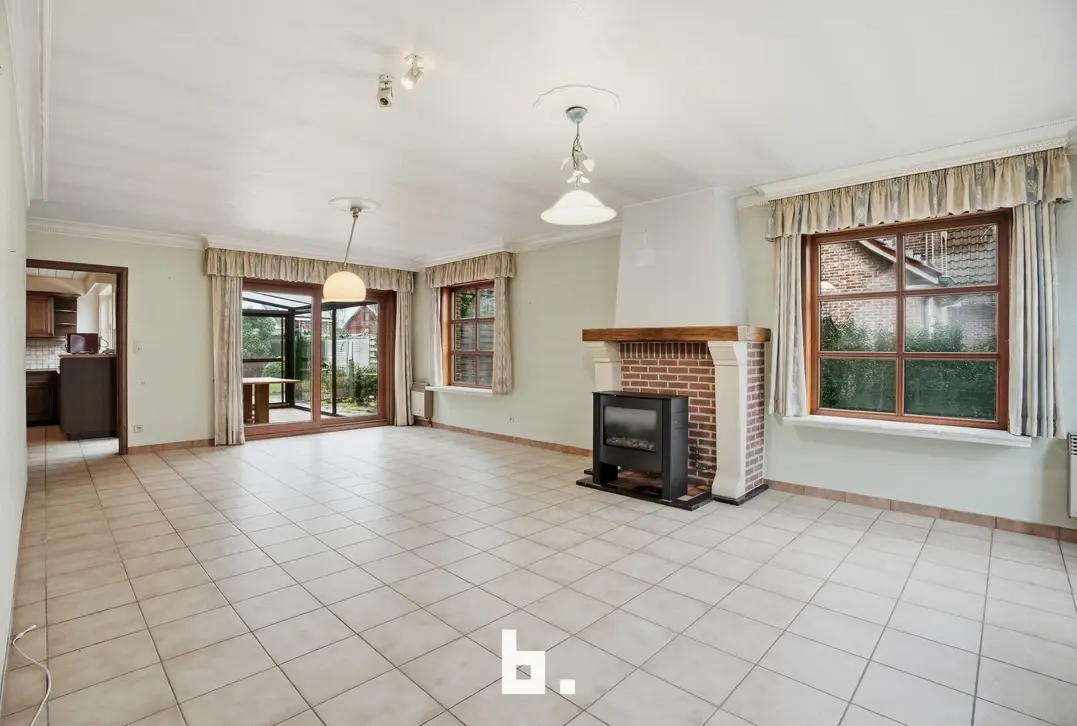 Ruime en instapklare bungalow met 3 slaapkamers op een perceel van 844 m²! - Roeselare