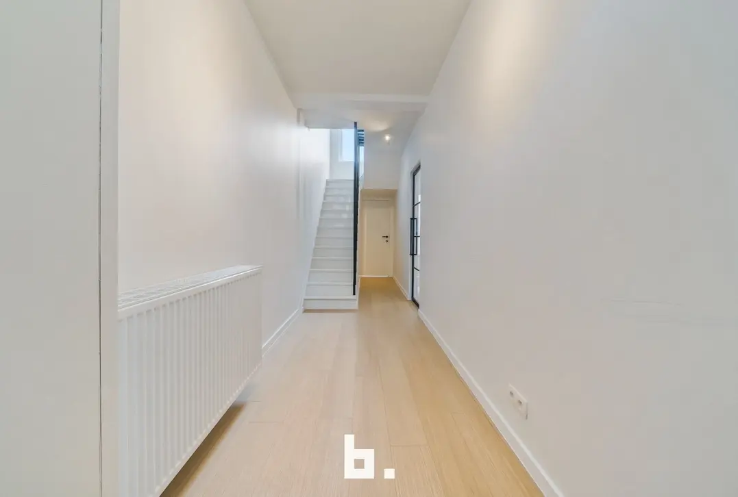 Stijlvol gerenoveerde woning met 4 slpks en een prachtige tuin in hartje Knokke-Heist - Knokke-Heist