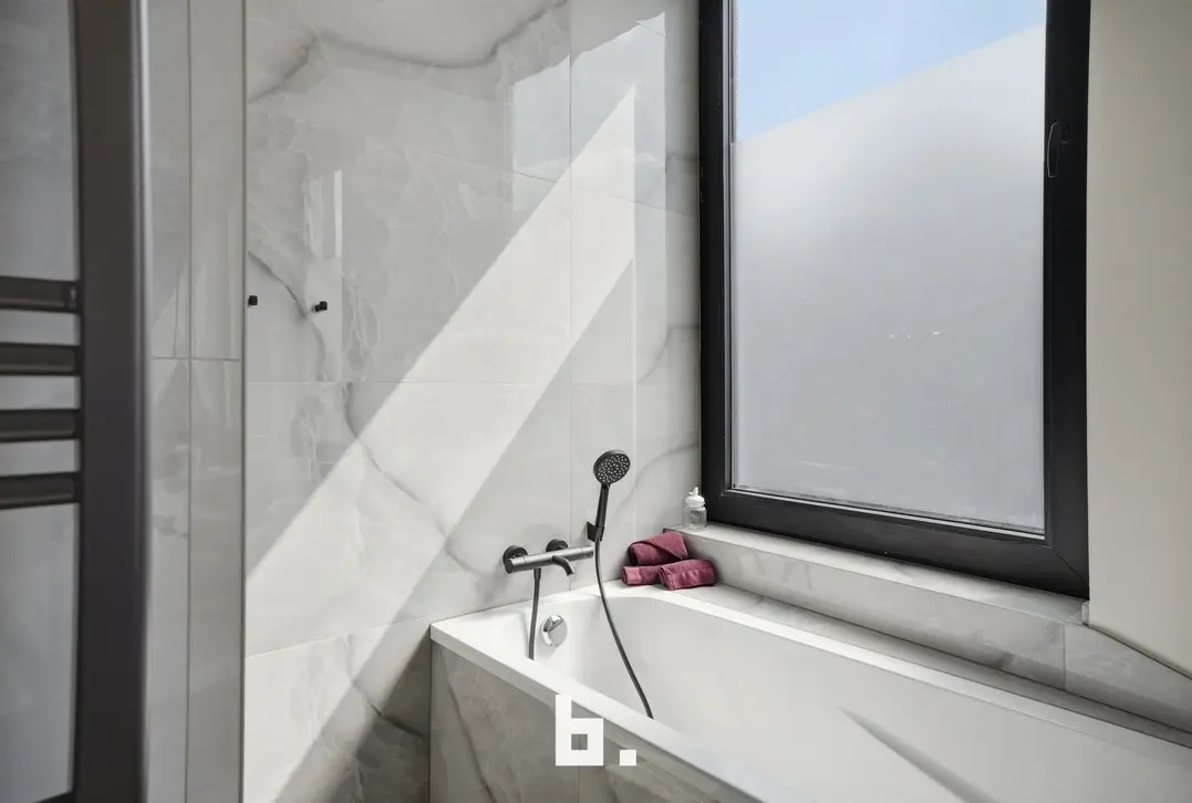 Mooi gerenoveerde, energiezuinige centrumwoning - Roeselare