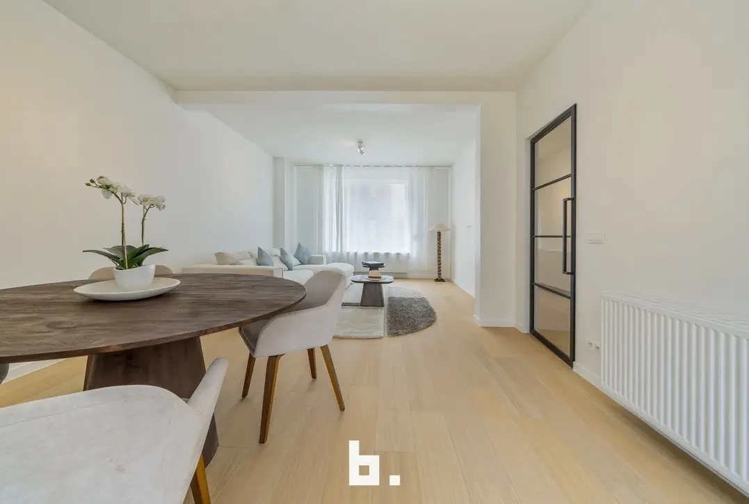 Stijlvol gerenoveerde woning met 4 slpks en een prachtige tuin in hartje Knokke-Heist - Knokke-Heist