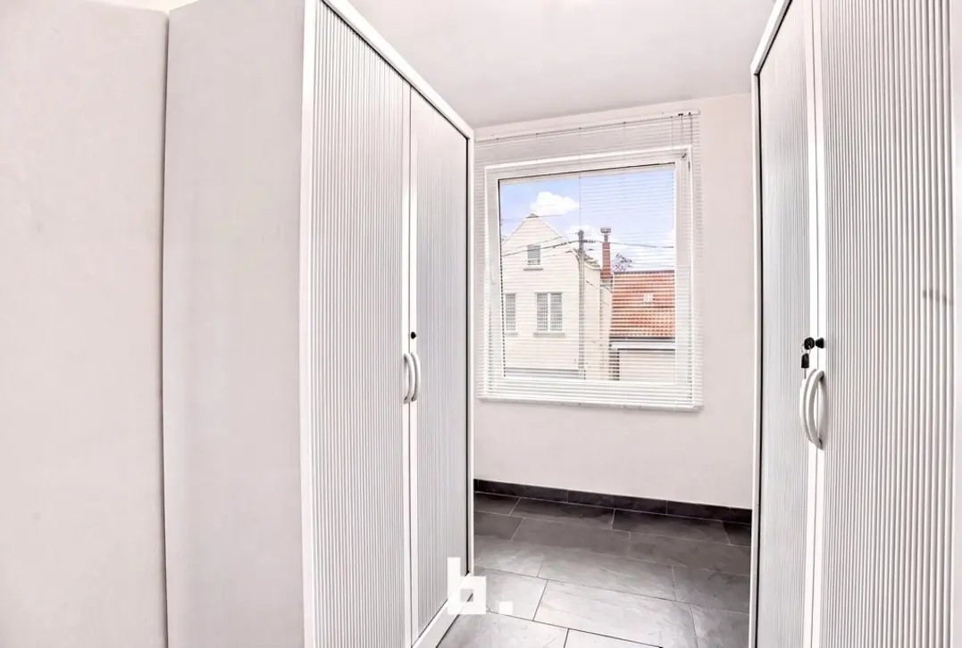 Energiezuinige woning met ruime loods van ca. 140 m² op centrale ligging - Roeselare