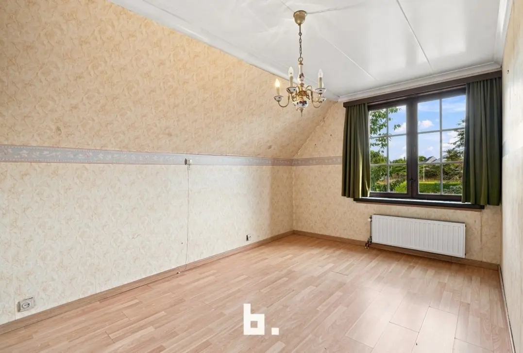 Ruime woning met 4 slaapkamers op prachtig perceel - Roeselare