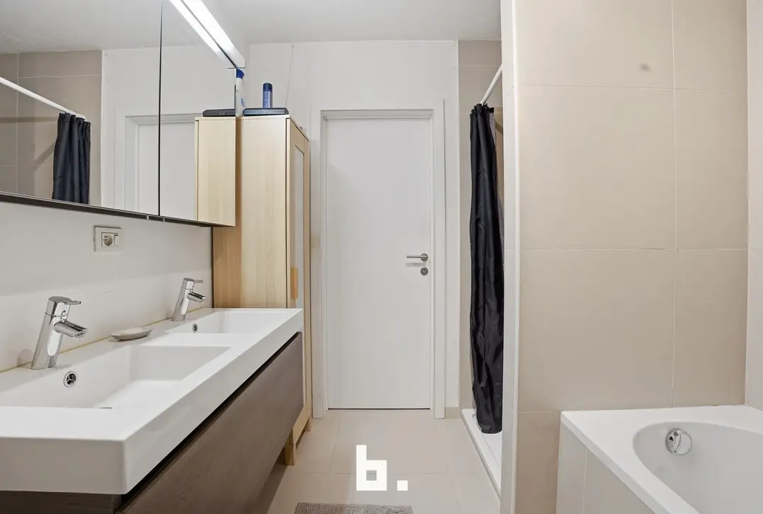 Recente woning in centrum menen! - Menen - €240.000