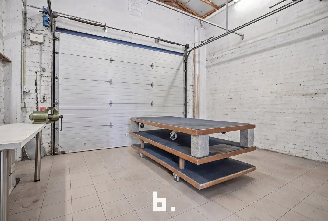 Ruime en veelzijdige woning met atelier op topligging in Izegem - Izegem