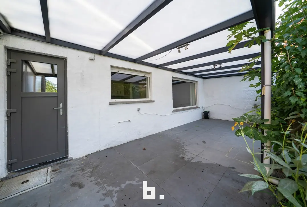 Woning met 3 slaapkamers, tuin en garage op zeer gegeerde ligging. - Sint-Andries