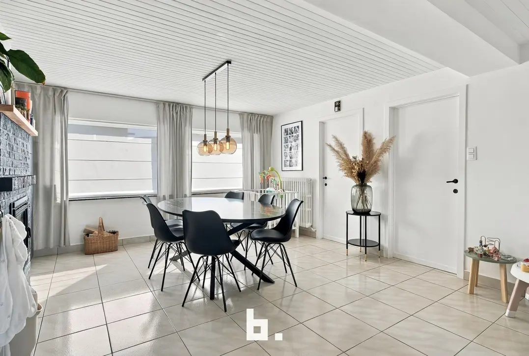 Pittoreske instapklare woning tussen de velden - Lendelede