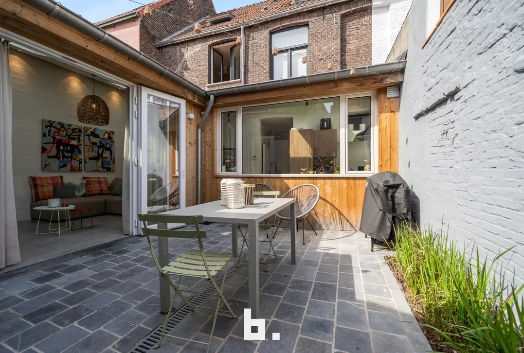 stadswoning met eigentijdse stijl 3 volwaardige slaapkamers  - Brugge