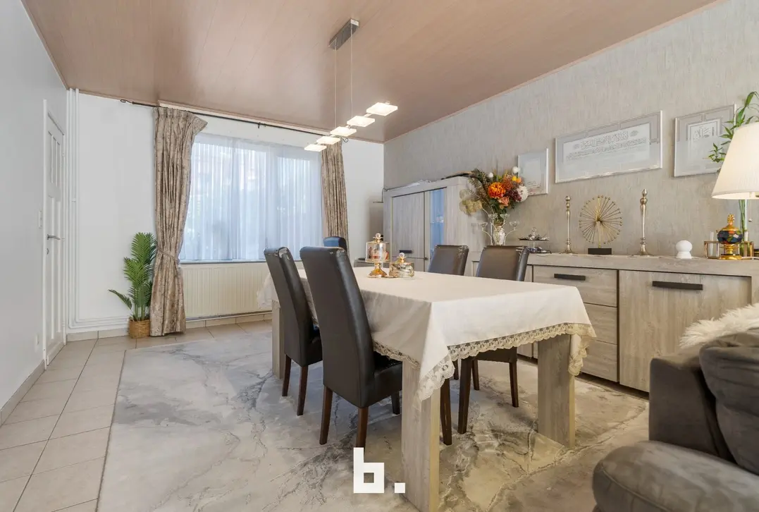 Instapklare woning met 4 slpks op prachtige ligging te Oostende - Oostende