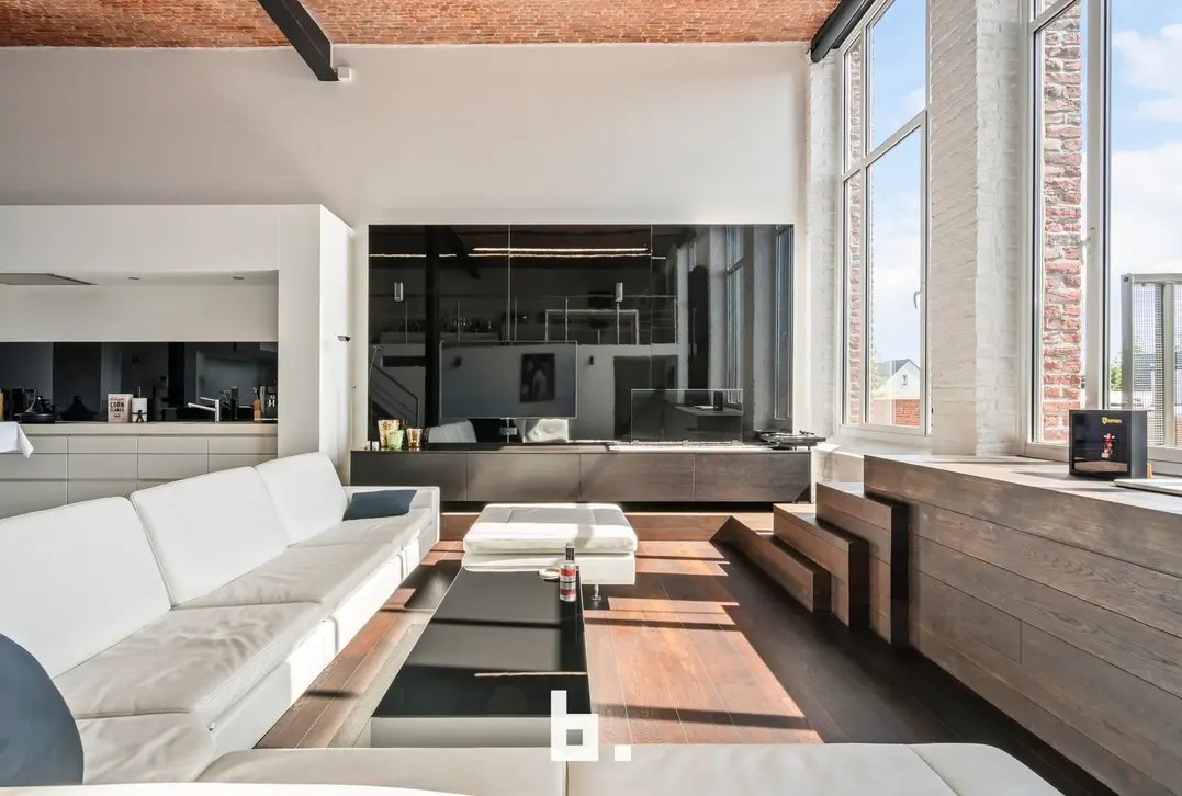 Exclusieve loft met industriële klasse nabij centrum Kortrijk - Spinnerijkaai 45  bus 119, 8500 Kortrijk - €545.000