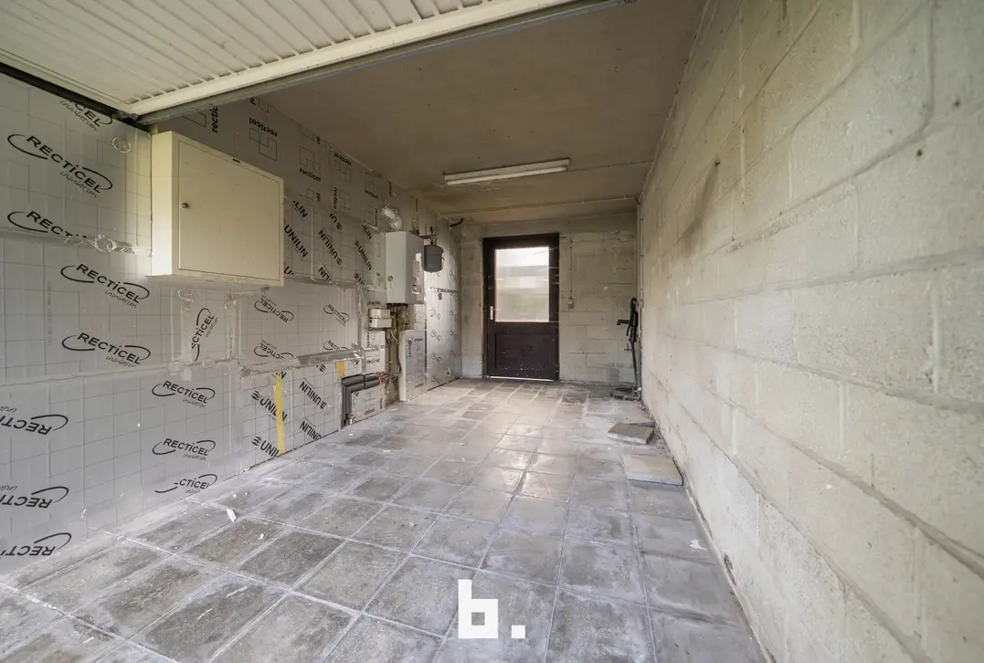 Energiezuinige woning met 3 slaapkamers, garage en tuin te Oostkamp - Oostkamp