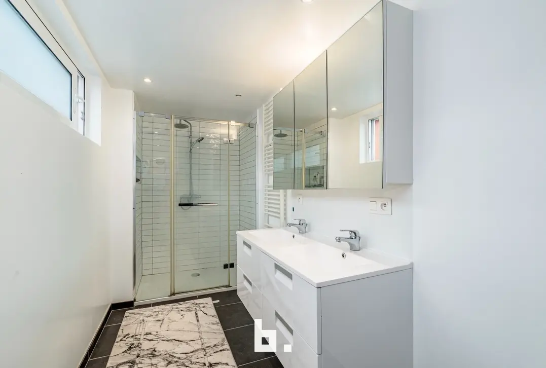 Instapklare starterswoning nabij het centrum van Heule - Kortrijksestraat 353, 8501 Kortrijk - €245.000